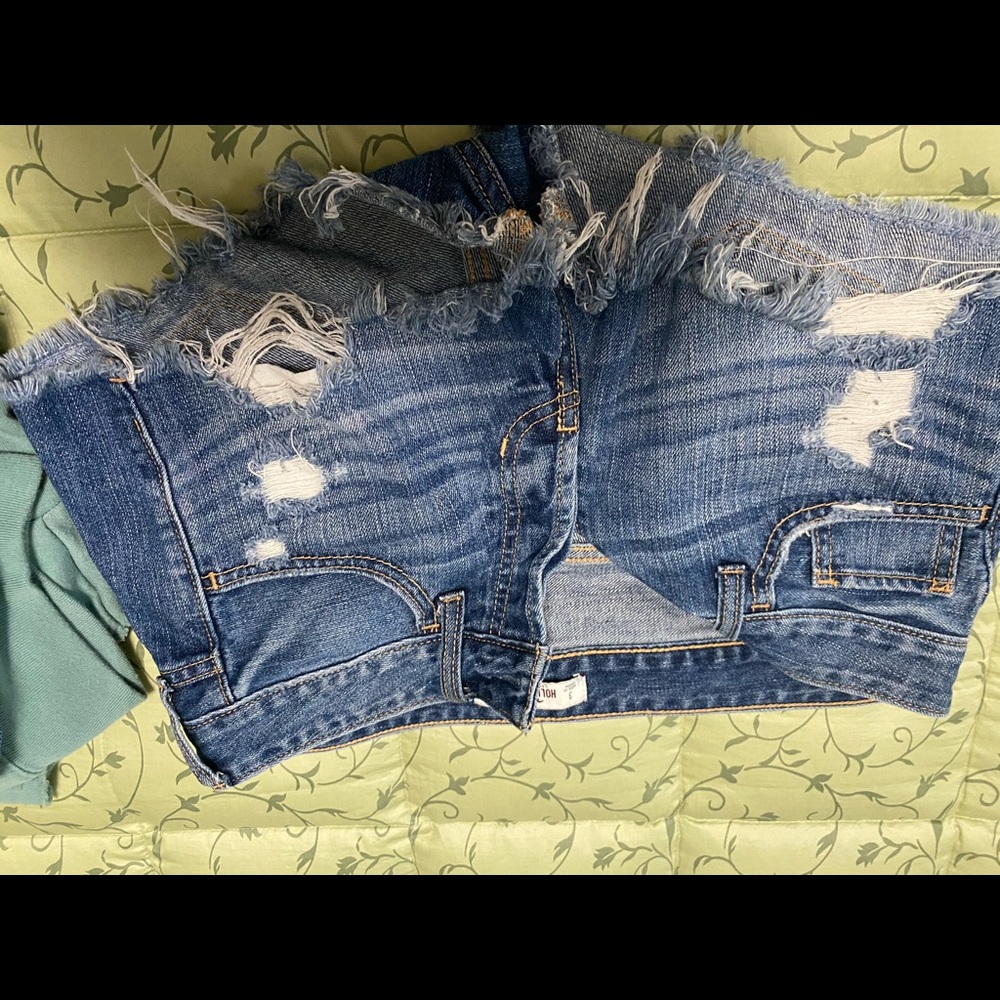 hollister jean shorts